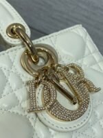 DIOR 25S SMALL LADY D‑JOY BAG 22 IN IVORY CALFSKIN GOLD HARDWRE - Image 4