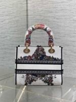 DIOR 25S SMALL LADY D-LITE BAG 24 IN WHITE RED DIOR STAR EMBROIDERY - Image 2