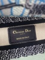 DIOR 25S SMALL LADY D-LITE BAG 24 IN BLUE AND WHITE CANVAS FLORAL EMBROIDERY - Image 9