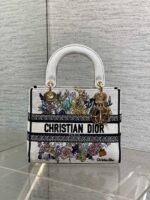 DIOR 25S SMALL LADY D-LITE BAG 24 IN WHITE DIOR FLOWERS CALENDAR ALLOVER EMBROIDERY - Image 14