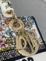 DIOR 25S SMALL LADY D-LITE BAG 24 IN MULTICOLOR DIOR FLOWERS CALENDAR ALLOVER EMBROIDERY - Image 4