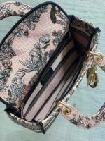 DIOR 25S SMALL LADY D-LITE BAG 24 IN PINK DIOR FLOWERS CALENDAR ALLOVER EMBROIDERY - Image 16