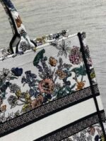 DIOR 25S LUCKY LARGE DIOR BOOK TOTE 42 IN MULTICOLOR DIOR FLOWERS CALENDAR ALLOVER EMBROIDERY - Image 6