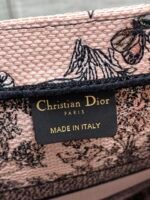 DIOR 25S LUCKY MEDIUM DIOR BOOK TOTE 36 IN PINK MULTICOLOR DIOR FLOWERS CALENDAR ALLOVER EMBROIDERY - Image 18