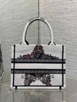 DIOR 25S LUCKY SMALL DIOR BOOK TOTE 26 IN WHITE MULTICOLOR DIOR STAR EMBROIDERY - Image 11