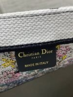 DIOR 25S LUCKY LARGE DIOR BOOK TOTE 42 IN WHITE MULTICOLOR DIOR STAR EMBROIDERY - Image 17