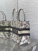 DIOR 25S MEDIUM BOOK TOTE 36 IN BEIGE CANVAS MILLEFIORI EMBROIDERY - Image 4