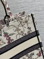 DIOR 25S MEDIUM BOOK TOTE 36 IN BEIGE CANVAS MILLEFIORI EMBROIDERY - Image 16