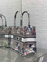 DIOR 25S LUCKY MEDIUM BOOK TOTE 36 IN MULTICOLOR COTTON FLOWERS CALENDAR ALLOVER EMBROIDERY - Image 8