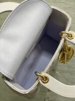 DIOR 25S LADY DIOR BAG 20 IN LILAC CANNAGE CALFSKIN GOLD HARDWRE - Image 14