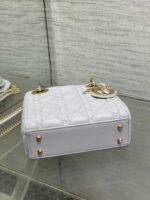 DIOR 25S MINI LADY DIOR BAG 17 IN LILAC CANNAGE CALFSKIN GOLD HARDWARE - Image 8