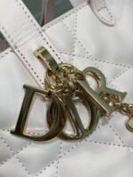 DIOR 25S TOUJOURS VERTICAL TOTE BAG 18 IN LIGHT PINK CALFSKIN WITH CHARM BRACELET STRAP - Image 13