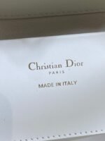 DIOR 25S TOUJOURS VERTICAL TOTE BAG 18 IN IVORY CALFSKIN WITH CHARM BRACELET STRAP - Image 9