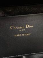 DIOR 25S TOUJOURS VERTICAL TOTE BAG 18 IN BLACK CALFSKIN WITH CHARM BRACELET STRAP - Image 18