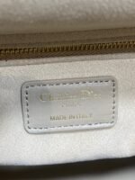 DIOR 25S MEDIUM LADY BAG 24 IN POWDER BEIGE CALFSKIN GOLD HARDWRE - Image 18