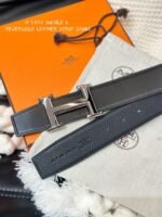 HM 5382 BELT SILVER BUCKLE & REVERSIBLE BLACK LEATHER STRAP 38MM - Image 2
