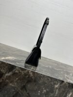 CELINE 25S TRIOMPHE BAG 24 IN BLACK SHINY CALFSKIN - Image 19