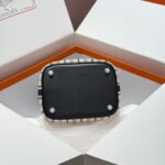 PICOTIN LOCK 18 BAG IN BLACK CALFSKIN ÉCRU/NOIR/FAUVE/NOIR/BLEU ZANZIBAR EMBROIDERY PLAID CANVAS - Image 12