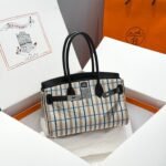 BIRKIN SHOULDER 29 IN BLACK CALFSKIN ÉCRU/NOIR/FAUVE/NOIR/BLEU ZANZIBAR EMBROIDERY PLAID CANVAS - Image 10