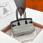 BIRKIN SHOULDER 29 IN BLACK CALFSKIN ÉCRU/NOIR/FAUVE/NOIR/BLEU ZANZIBAR EMBROIDERY PLAID CANVAS - Image 11