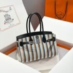 BIRKIN SHOULDER 29 IN BLACK CALFSKIN ÉCRU/NOIR/FAUVE/NOIR/BLEU ZANZIBAR EMBROIDERY CANVAS - Image 10