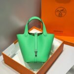 HERMES 25S PICOTIN LOCK 18 IN SPRING GREEN CALFSKIN SILVER HARDWARE - Image 10