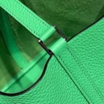 HERMES 25S PICOTIN LOCK 22 IN SPRING GREEN CALFSKIN SILVER HARDWARE - Image 16