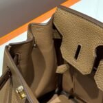 25S HERMES BIRKIN 30 IN COFFEE CALFSKIN GOLD HARDWARE - Image 4
