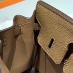 25S HERMES BIRKIN 25 IN DARK BROWN CALFSKIN GOLD HARDWARE - Image 8