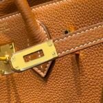 HERMES 25S MEDIUM BIRKIN 25 IN BURNT ORANGE CALFSKIN GOLD HARDWARE - Image 14