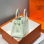 HERMES 25S MEDIUM BIRKIN 25 IN LIGHT MINT GREEN CALFSKIN SILVER HARDWARE - Image 3