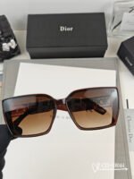 MONTAIGNE SQUARE SUNGLASS 58044 IN ACETATE - Image 14