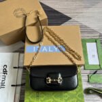 DIAMOND HORSEBIT SHOULDER BAG 24 IN BLACK CALFSKIN GOLD HARDWARE - Image 10