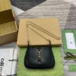 JACKIE NOTTE MINI BAG 19 IN BLACK CALFSKIN GOLD HARDWARE - Image 10