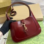 JACKIE SMALL SHOULDER BAG 27 IN WINE RED CRACKED LACQUER CALFSKIN GOLD HARDWARE - Image 3