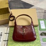 JACKIE SMALL SHOULDER BAG 27 IN WINE RED CRACKED LACQUER CALFSKIN GOLD HARDWARE - Image 10