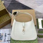 JACKIE MEDIUM SHOULDER BAG 35 IN WHITE CALFSKIN GOLD HARDWARE - Image 10