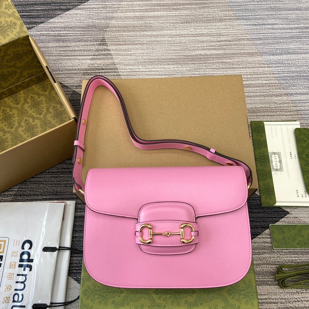 img_545dbde1_20240619_i1718806641_4391_5_jpg HORSEBIT 1955 SHOULDER BAG 25 IN PINK LAMBSKIN GOLD HARDWARE - Image 1