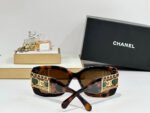 SQUARE SUNGLASSES CH5537Q IN ACETATE CHAIN METAL - Image 6