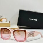SQUARE SUNGLASSES CH5537Q IN ACETATE CHAIN METAL - Image 11