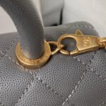 CHANEL 25S COCO HANDLE BAG 23 IN DARK GREY CAVIAR WITH GOLD HARDWARE - Image 4