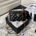 CC VANITY CASE 19 BLACK LAMBSKIN GOLD HARDWARE - Image 10