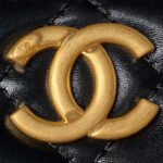 CC VANITY CASE 19 BLACK LAMBSKIN GOLD HARDWARE - Image 18