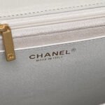 CHANEL 25S TOP HANDLE SHOULDER BAG 37 IN CREAM WHITE CALFSKIN WITH GOLD HARDWARE - Image 9