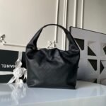 CHANEL 25S HOBO BAG 45 IN BLACK LAMBSKIN - Image 2