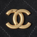 CHANEL 25S HOBO BAG 31 IN BLACK SUEDE WITH GOLD HARDWARE - Image 3