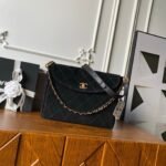 CHANEL 25S SHOULDER BAG 30 IN BLACK SUEDE WITH GOLD HARDWARE - Image 10