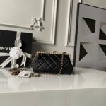 CHANEL 26S CROSSBODY BAG 20 IN BLACK LAMBSKIN - Image 10