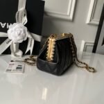 CHANEL 26S CROSSBODY BAG 20 IN BLACK LAMBSKIN - Image 12
