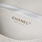 CHANEL 26S HOBO BAG 23 IN WHITE LAMBSKIN - Image 17